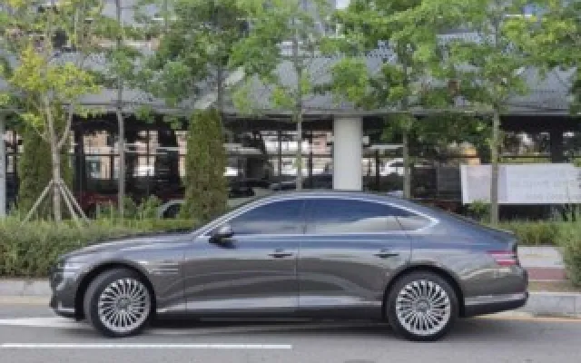 G80일렉트릭 중고차 G80(RG3) 일렉트리파이드 매물 사진 14 - 2022/02 82,226km